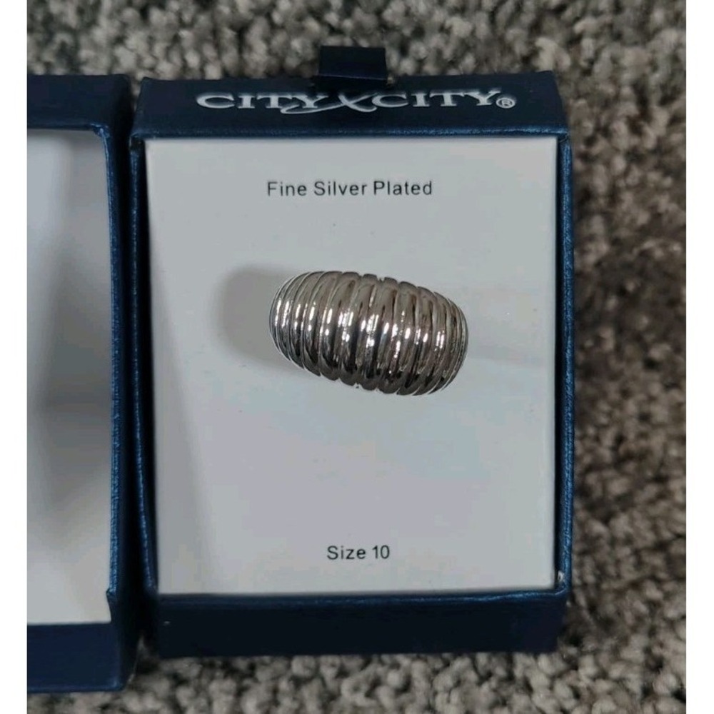 City X City Ring Fine Silver Plated Size 10